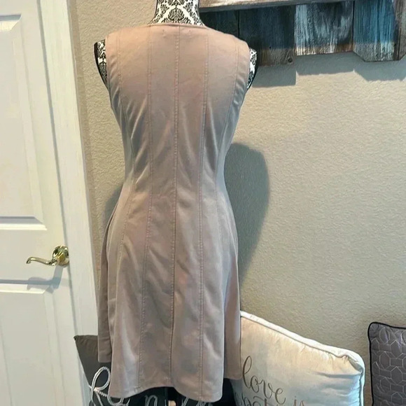 👗Adorable ROMY dress size S - Picture 4 of 6